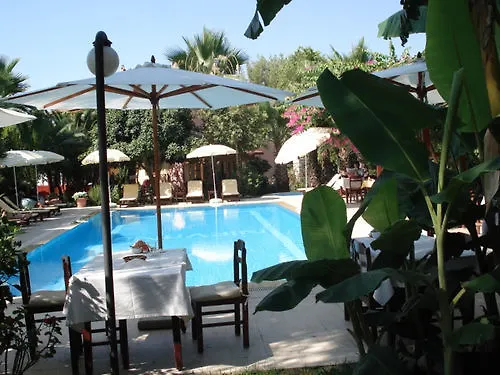 Nirvana Hotel Göcek 2*,